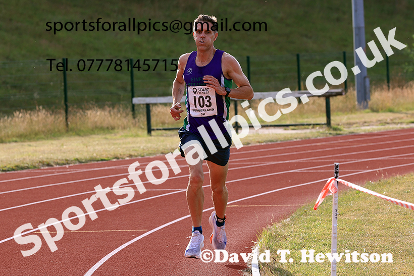 The 2025 Sunderland 5k Womens and Mens Vet. Over-50s, Silksworth, Sunderland. Photo: David T. Hewitson/Sports for All Pics